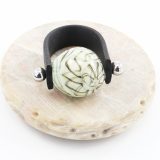 Glass Bead Ring: Pale Green Zigzag - Image 2