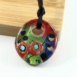 Painted Disc Pendant: Coral Red and Green Disc - Image 2
